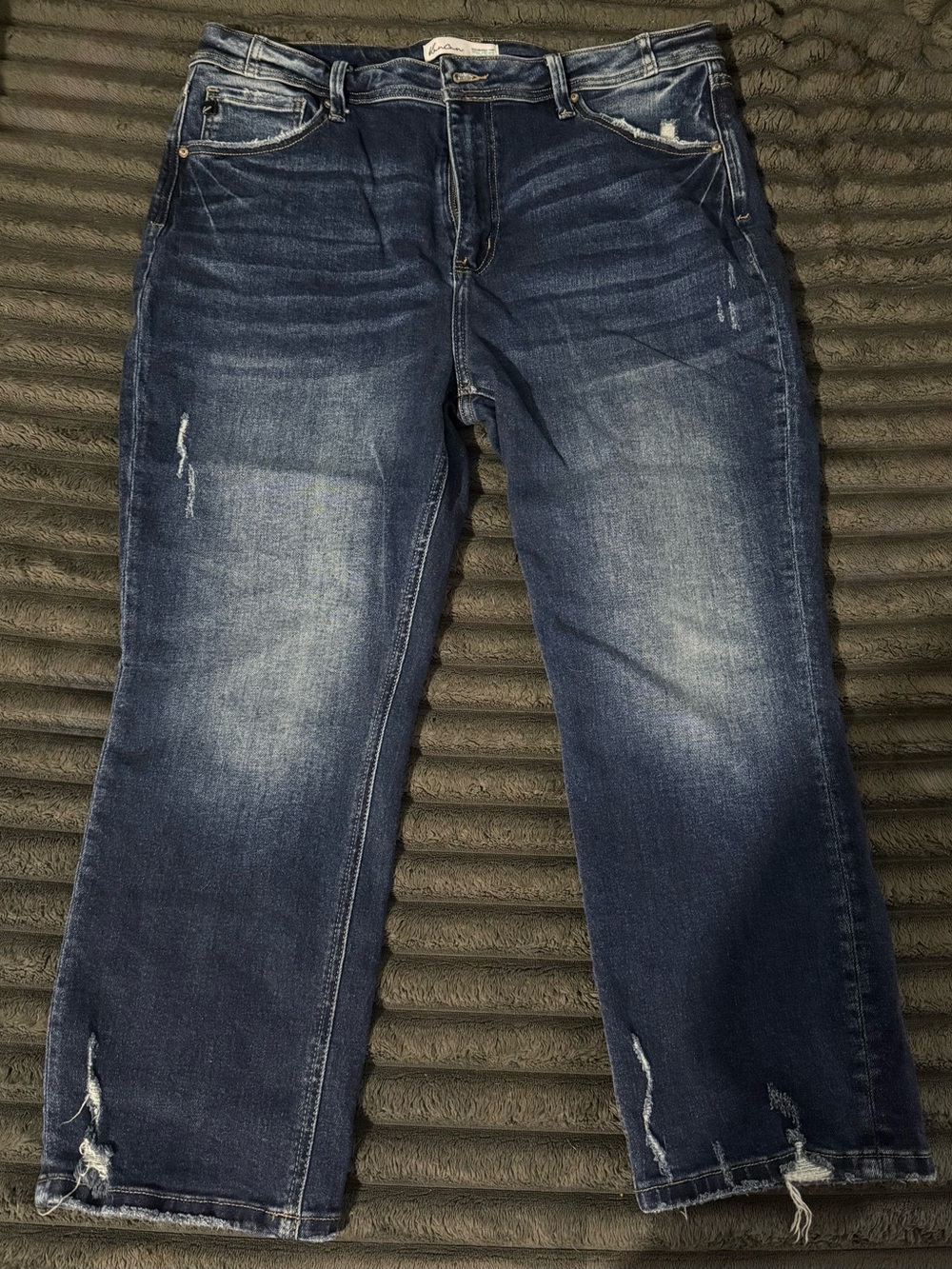 Relaxed Boyfriend Jeans in Faded Dark Blue